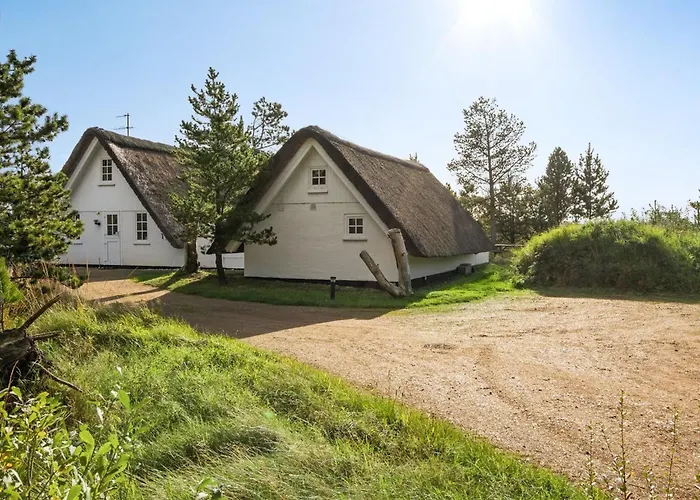 Holiday home Ilona - 2km From The Sea By Interhome *